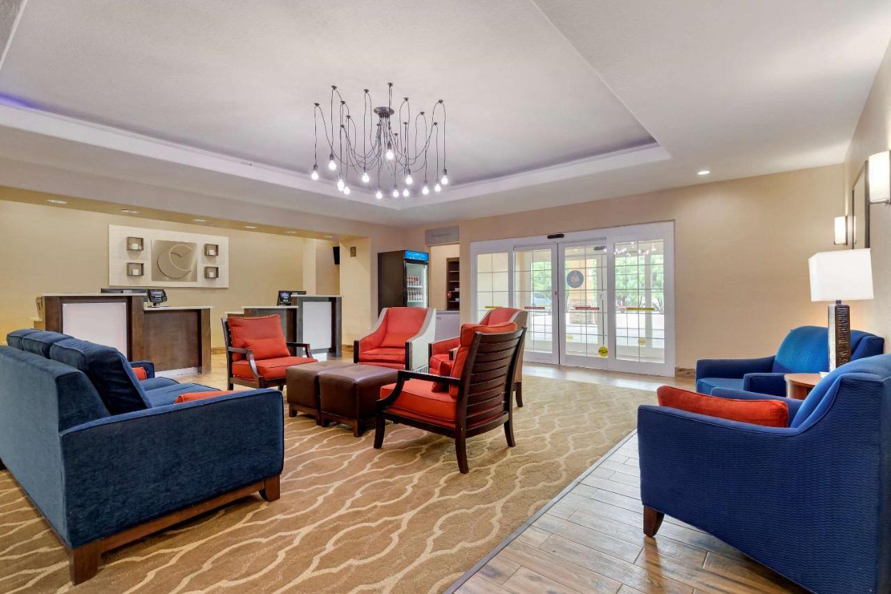 Comfort Inn & Suites Near Six Flags & Medical Center San Antonio Exteriér fotografie