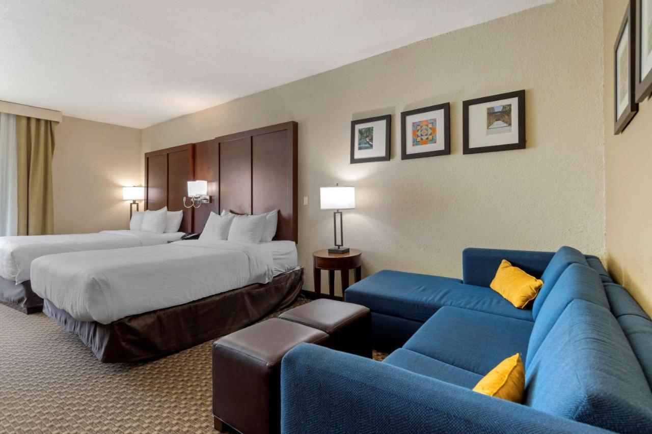 Comfort Inn & Suites Near Six Flags & Medical Center San Antonio Exteriér fotografie