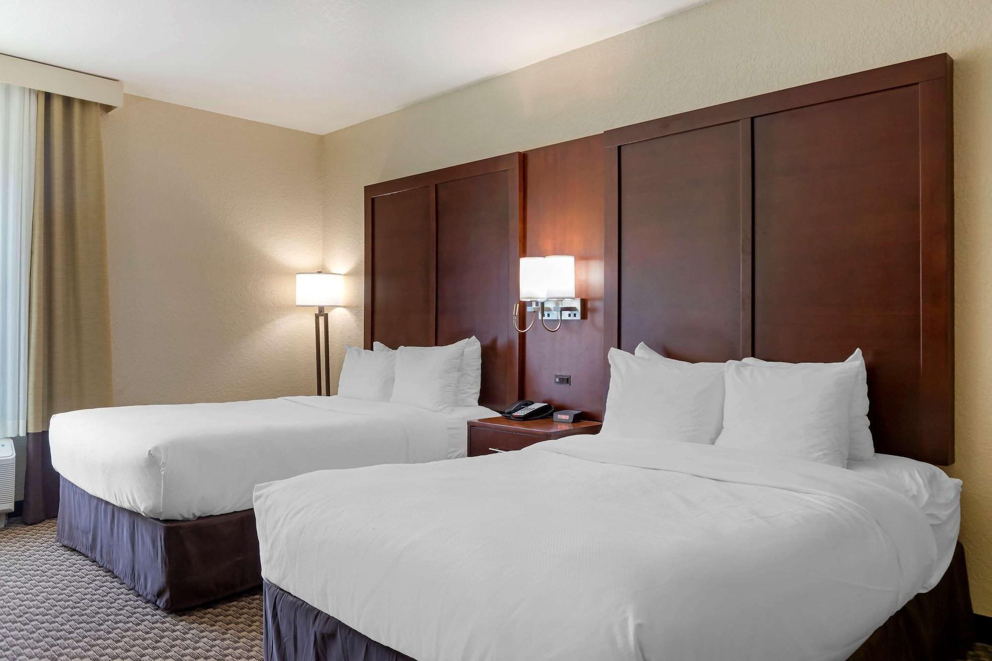 Comfort Inn & Suites Near Six Flags & Medical Center San Antonio Exteriér fotografie