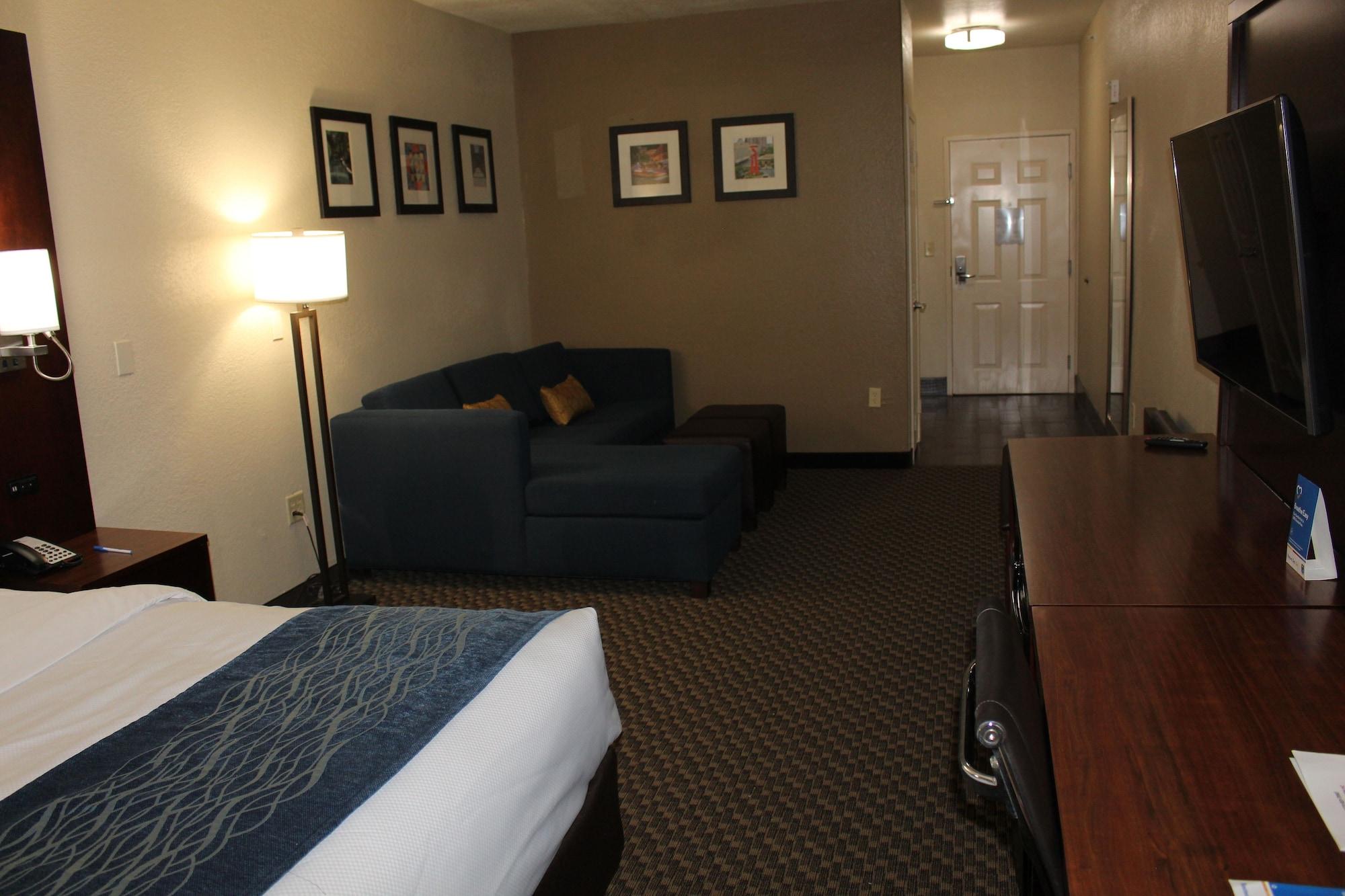 Comfort Inn & Suites Near Six Flags & Medical Center San Antonio Exteriér fotografie
