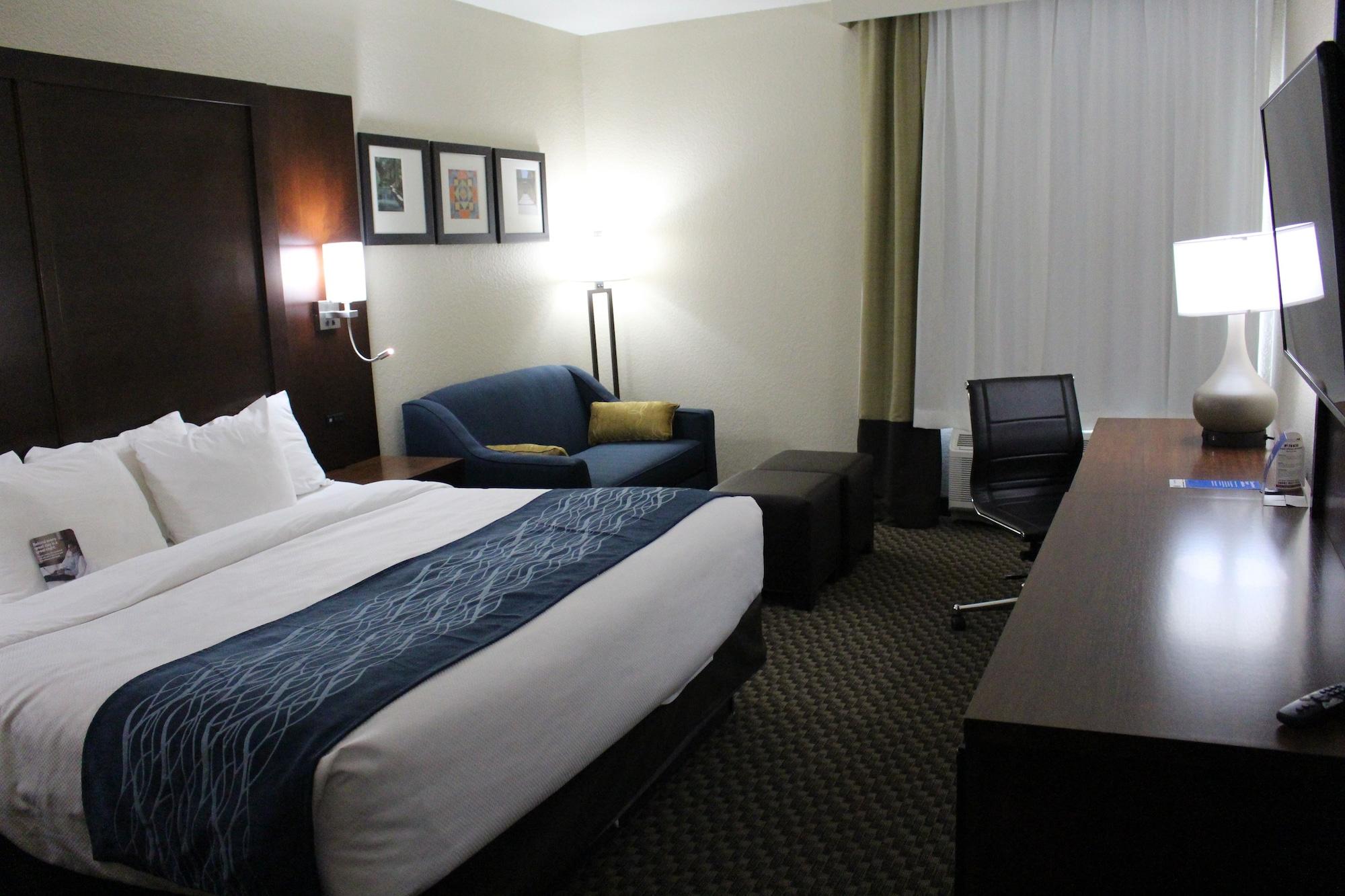 Comfort Inn & Suites Near Six Flags & Medical Center San Antonio Exteriér fotografie