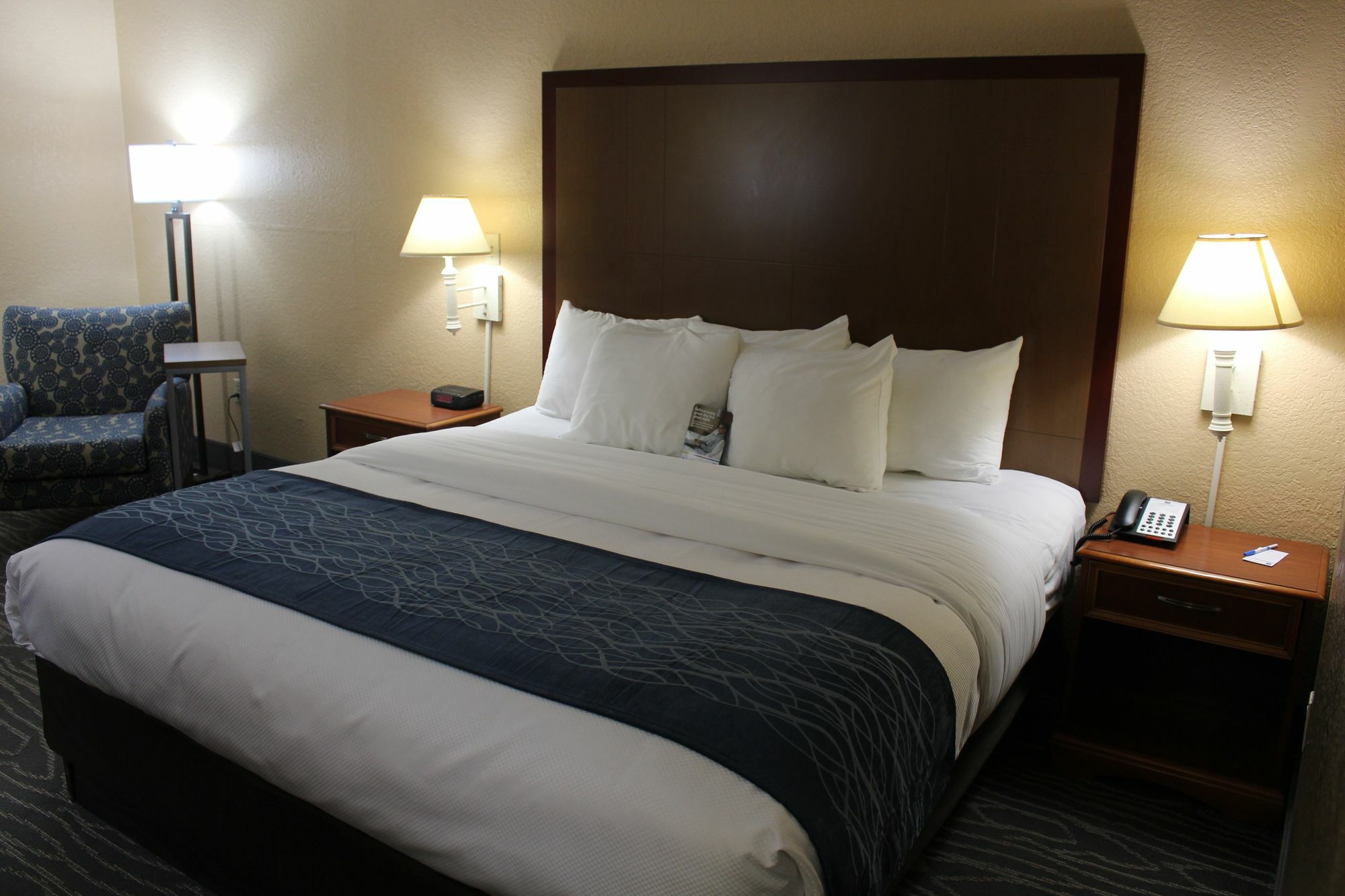 Comfort Inn & Suites Near Six Flags & Medical Center San Antonio Exteriér fotografie