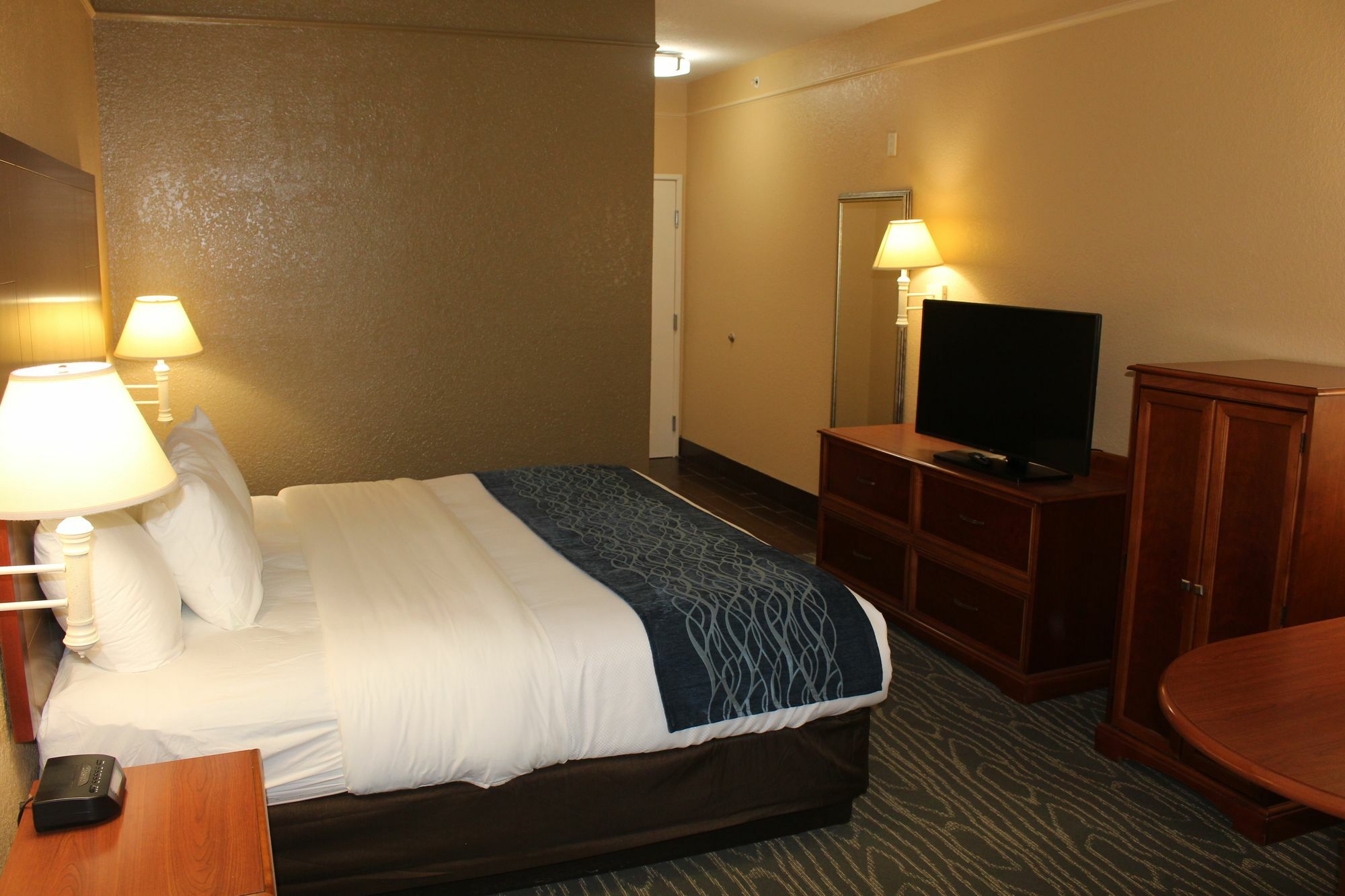 Comfort Inn & Suites Near Six Flags & Medical Center San Antonio Exteriér fotografie